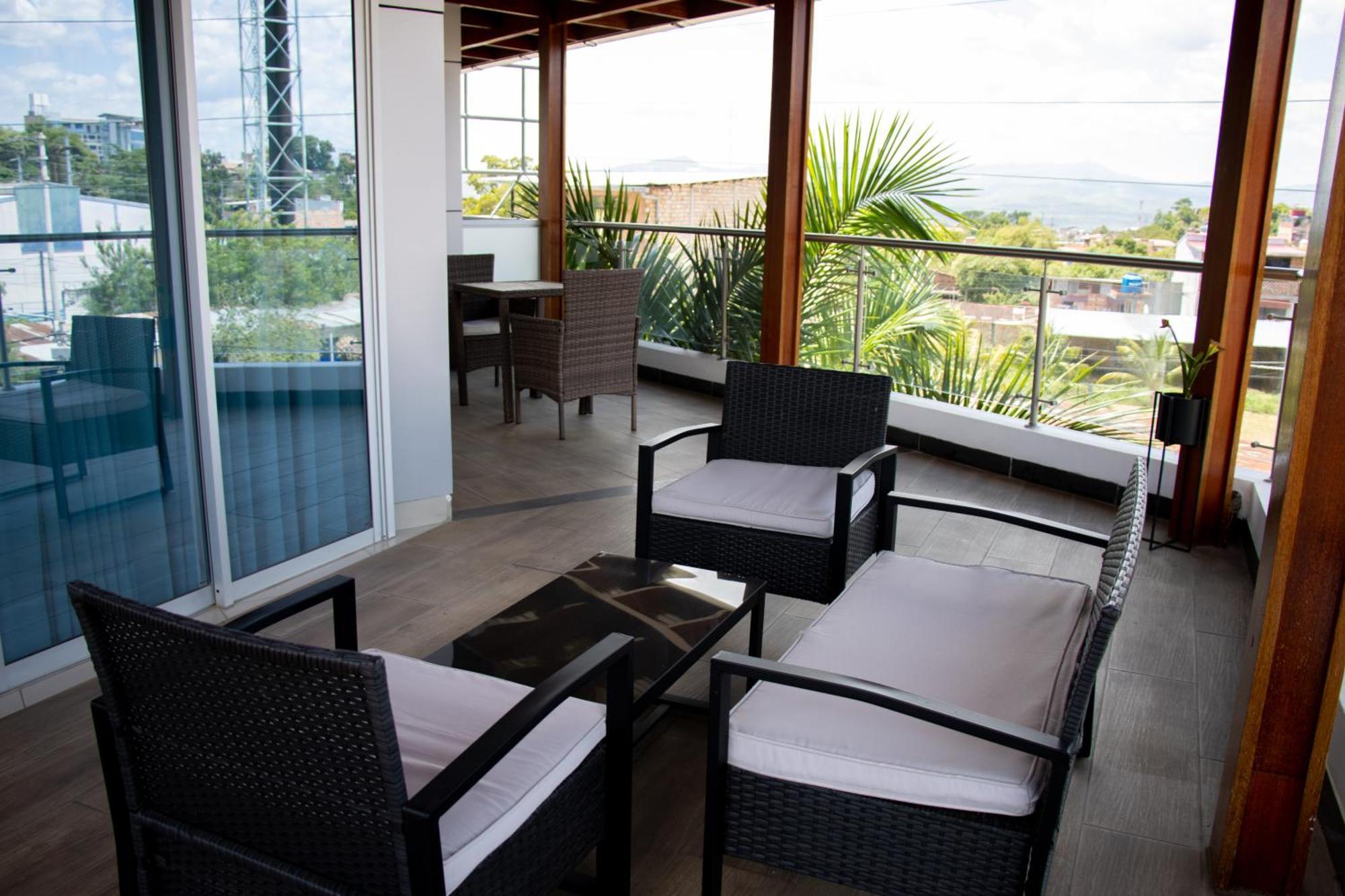 Rbb Brito Hotel Tarapoto Eksteriør bilde